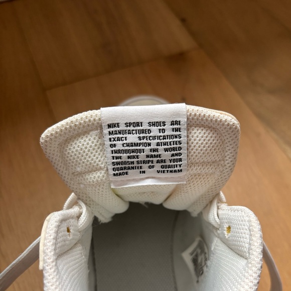 Green Nike Blazers - Picture 4 of 6